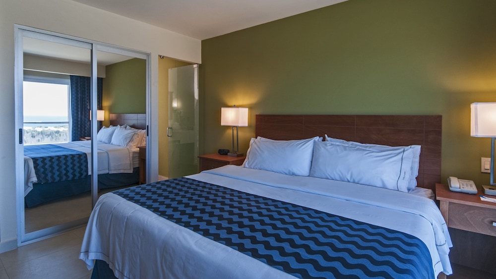 Suite, 1 King Bed