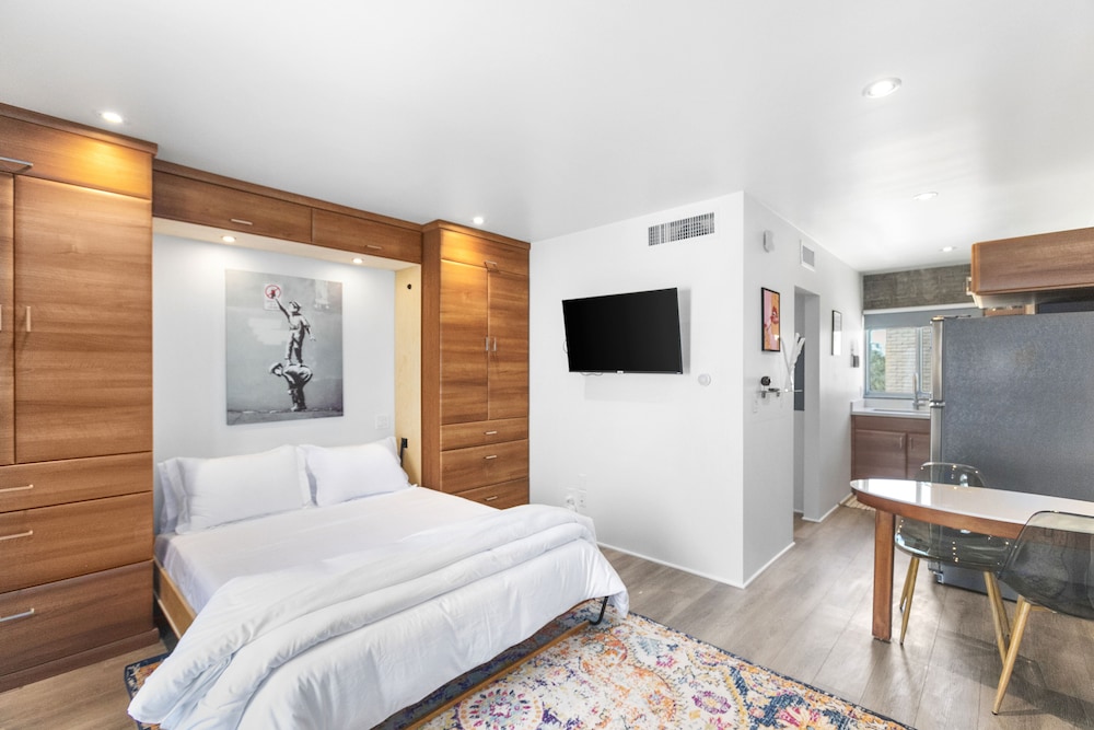 Luxury Studio Suite