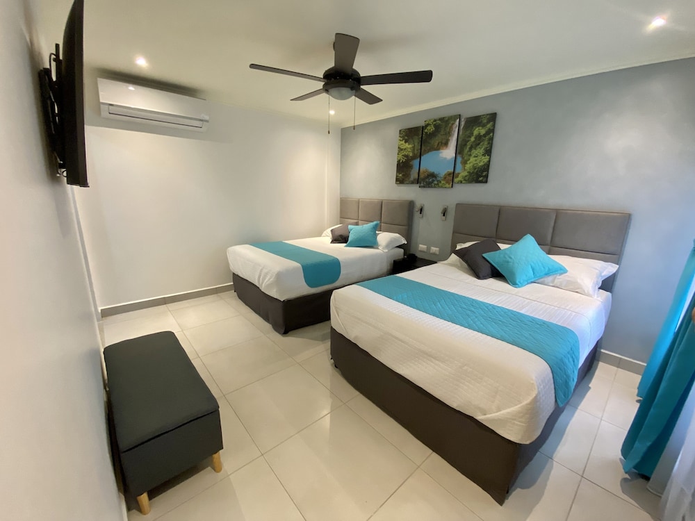 Standard Quadruple Room