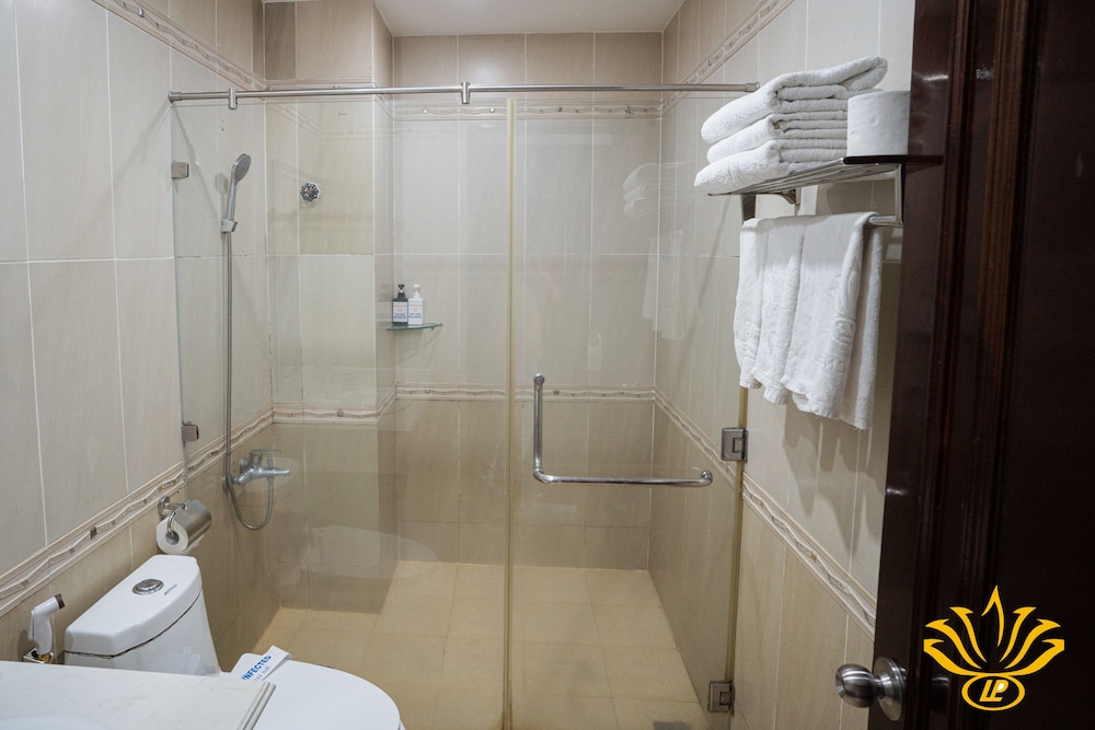 Triple Room - Photo 6