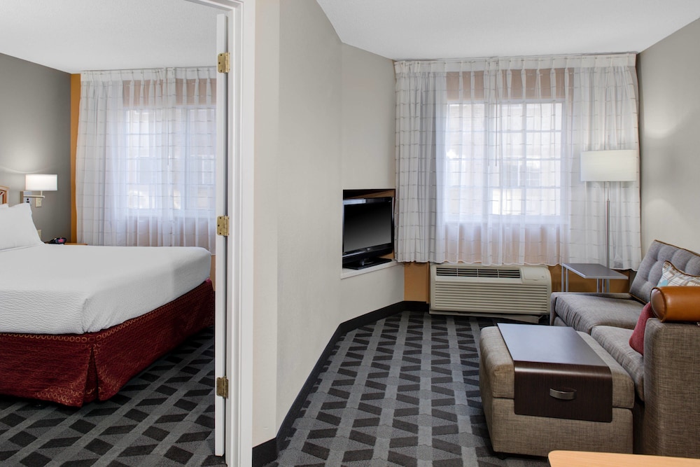Suite, 1 Bedroom photo 3