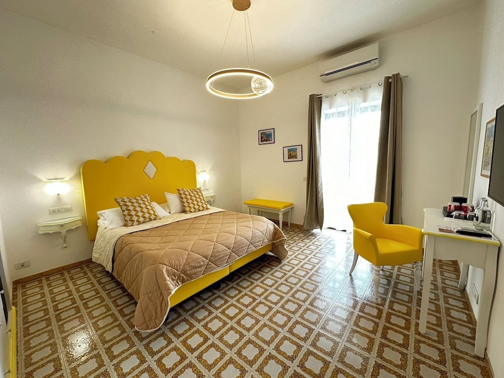 Classic Double Room, Balcony, Sea View