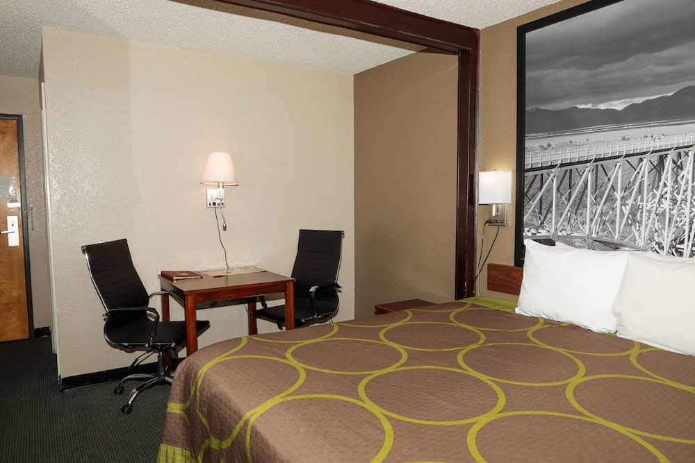 Room, Accessible - Photo 1