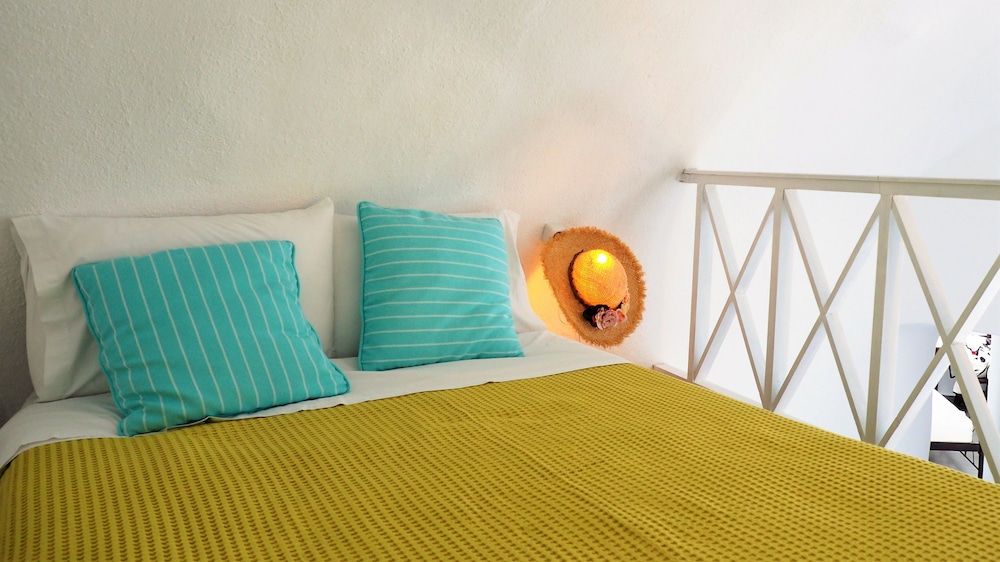 House, 2 Bedrooms, Outdoor Jetted Tub, Sea View