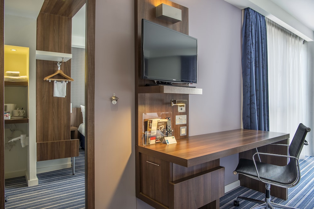 Standard Room photo 2