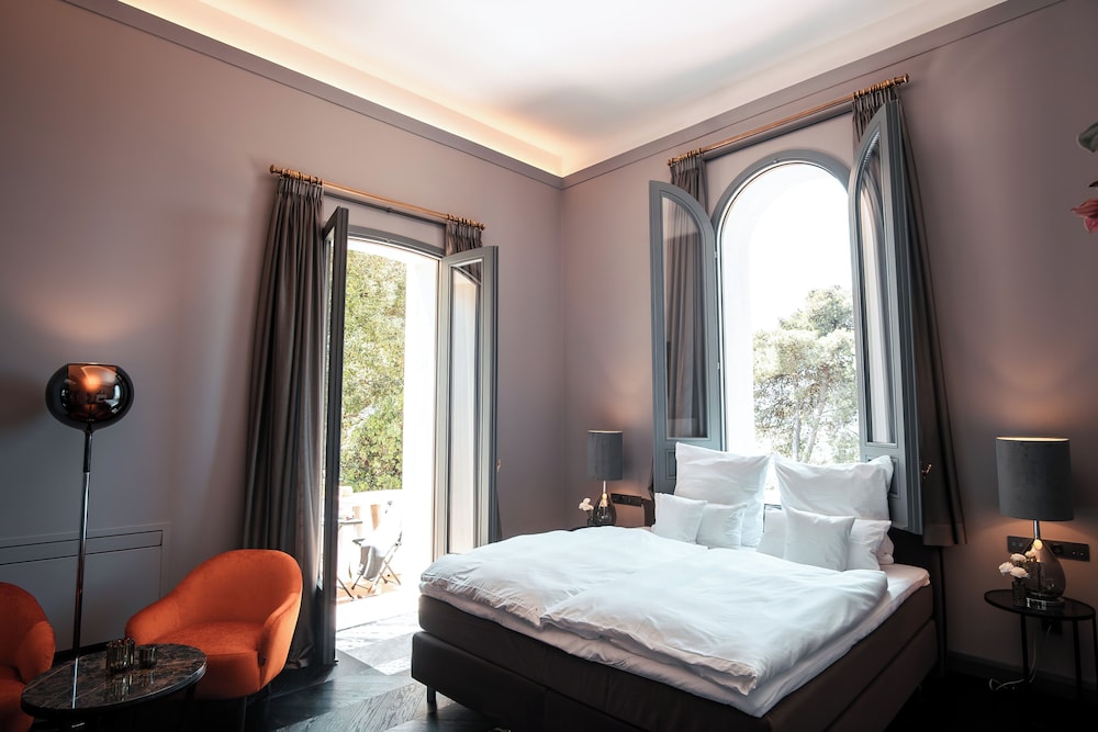 Luxury Room, 1 Bedroom, Valley View, Corner photo 2