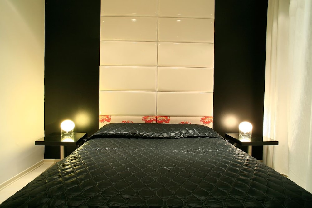Standard Double Room, City View photo 1