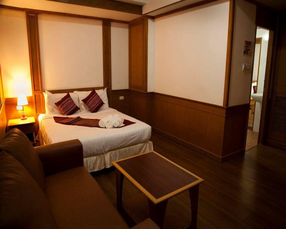 Standard King Room photo 3