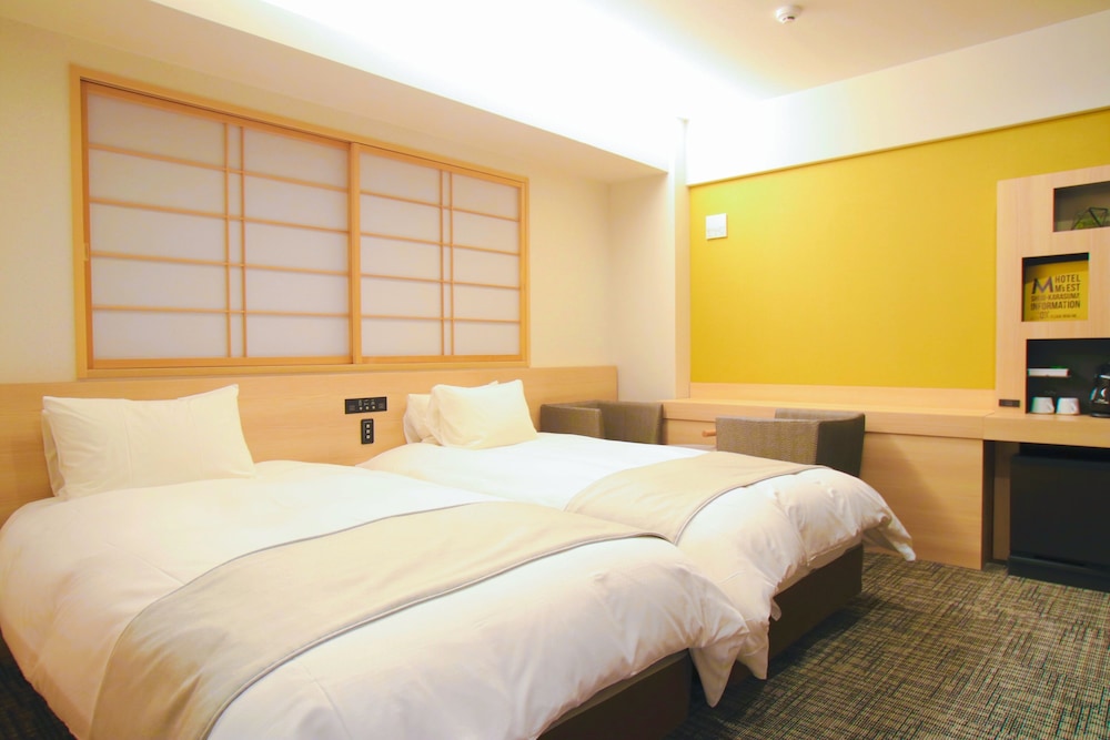 Universal Twin Room, Non Smoking