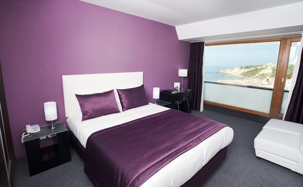 Double or Twin Room, Sea View - Photo 1