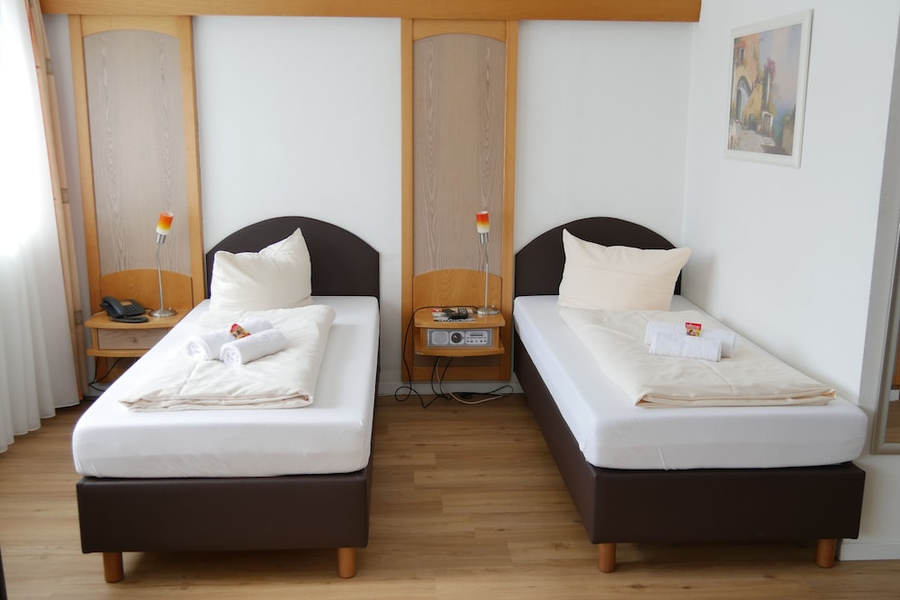 Basic Double or Twin Room