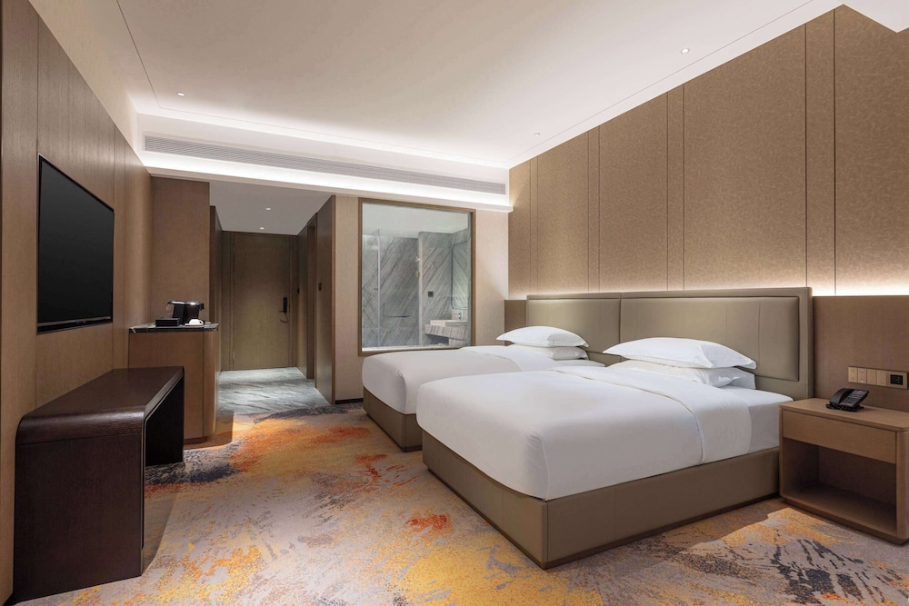 Family Room, Multiple Beds
