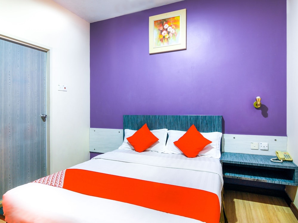 Deluxe Double Room, 1 Queen Bed photo 3