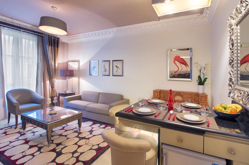 Executive Suite photo 3