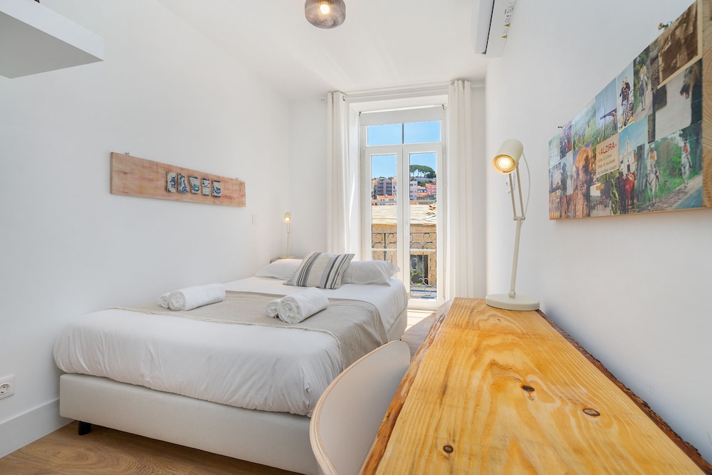 Deluxe Apartment photo 2
