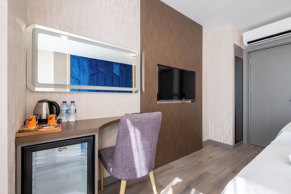 Double or Twin Room photo 3
