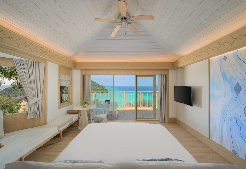 Villa, 1 King Bed, Ocean View photo 2