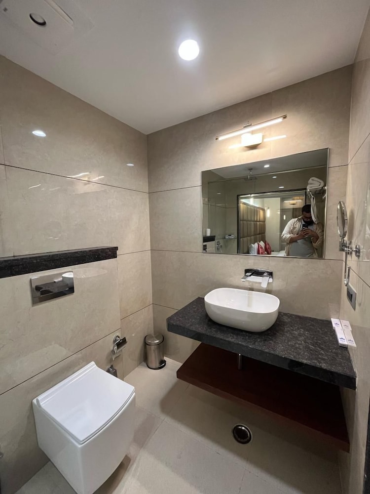 Executive Double Room, City View