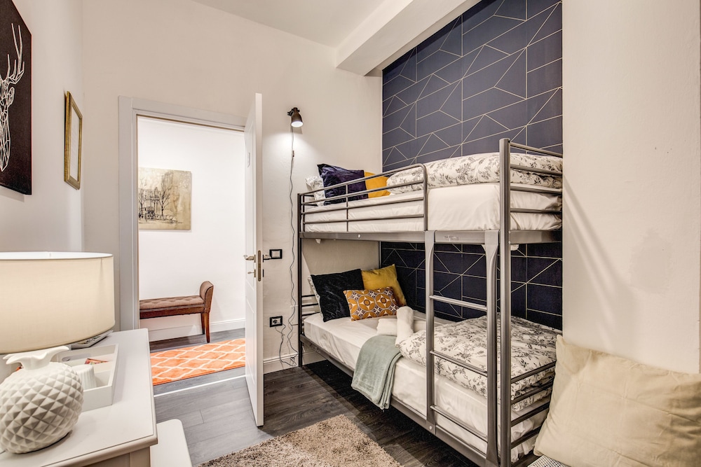 Twin Room, Shared Bathroom