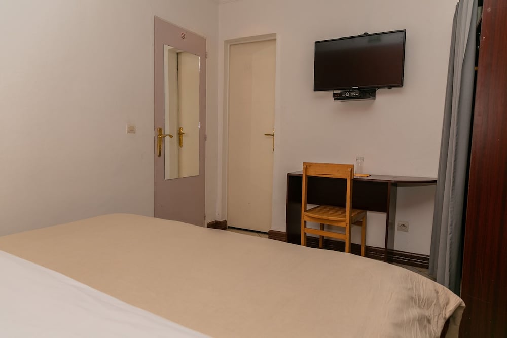 Standard Double Room, 1 Double Bed - Photo 4
