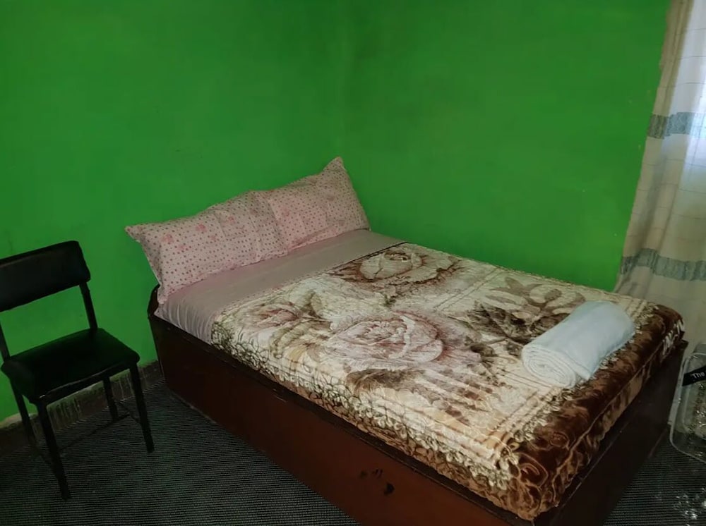 Basic Single Room photo 1