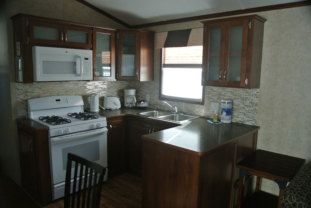 Basic Cottage, 2 Bedrooms photo 2