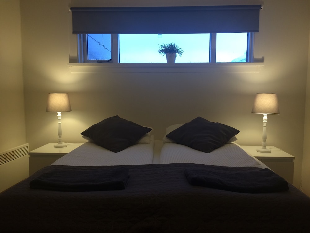 Economy Twin Room (105) photo 3