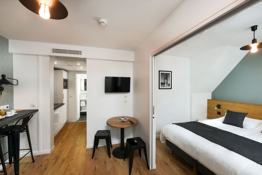 Apartment photo 3