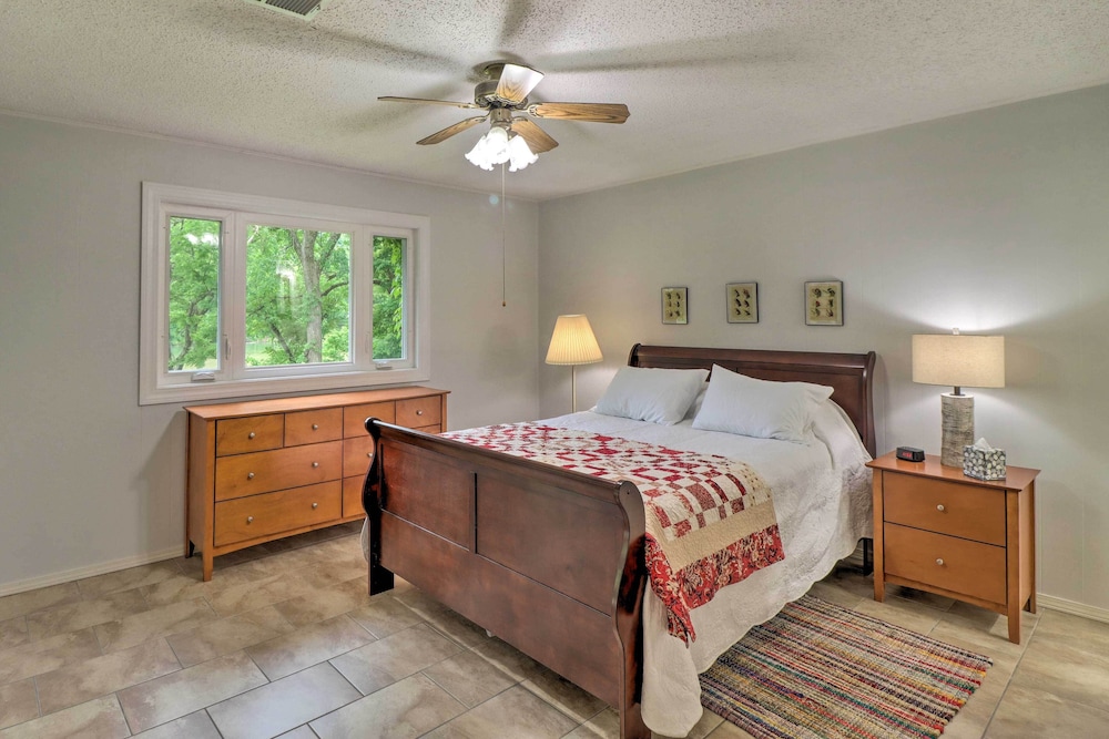 House (2 Bedrooms) photo 3