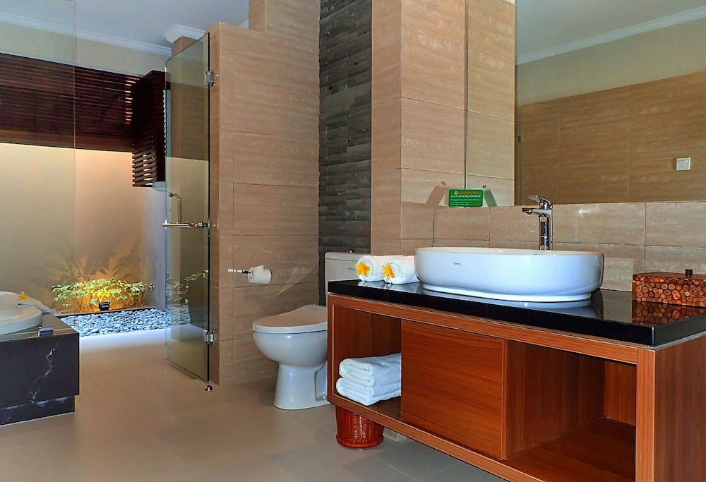 Deluxe Villa, 1 Bedroom - Photo 2