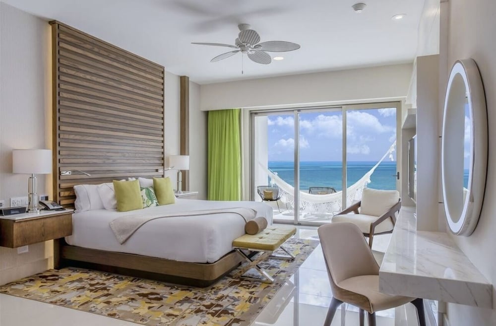 Luxury Suite, 2 Bedrooms, Ocean View - Photo 1