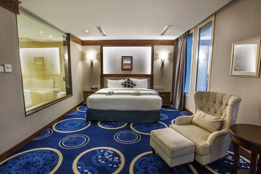 Executive Suite, 1 Bedroom, Jetted Tub