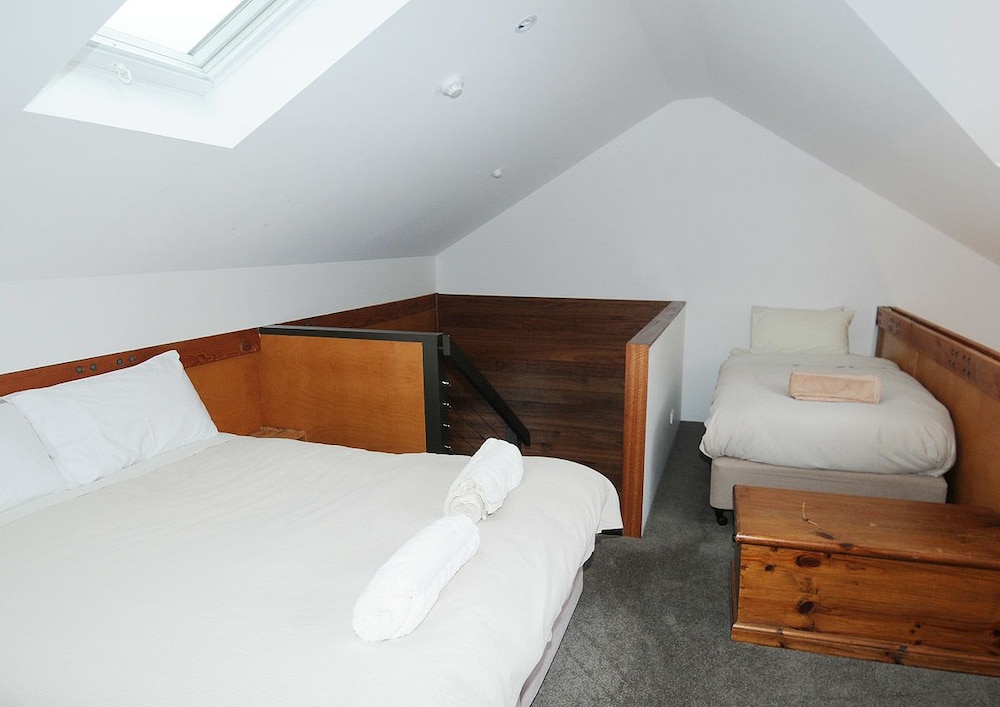 Superior Chalet, 2 Bedrooms, Mountain View, Mountainside photo 2