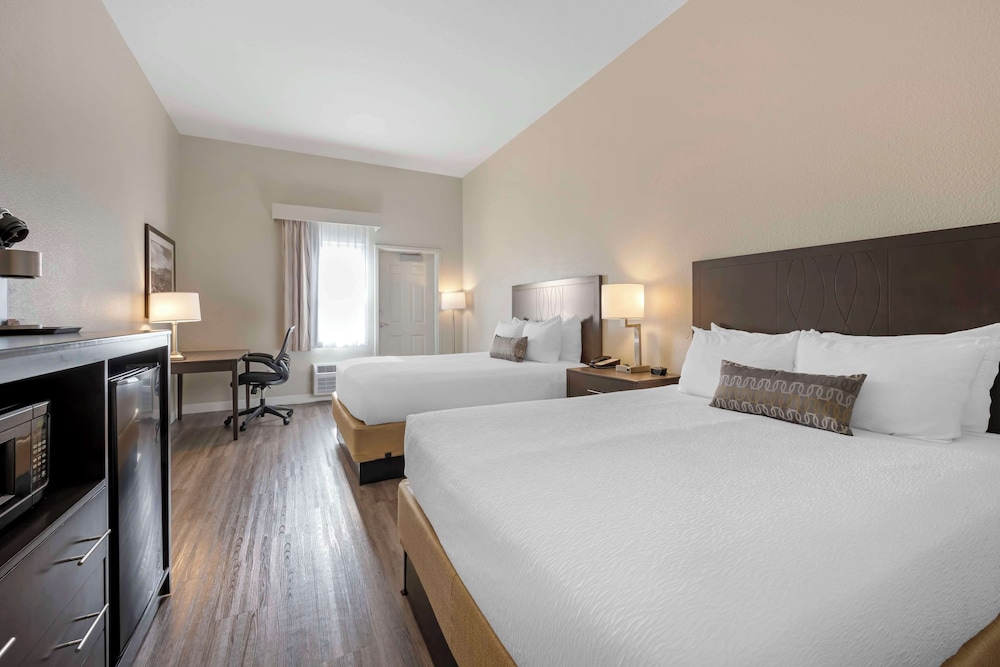 Standard Room, 2 Queen Beds, Accessible, Refrigerator & Microwave (Pet Friendly) - Photo 3