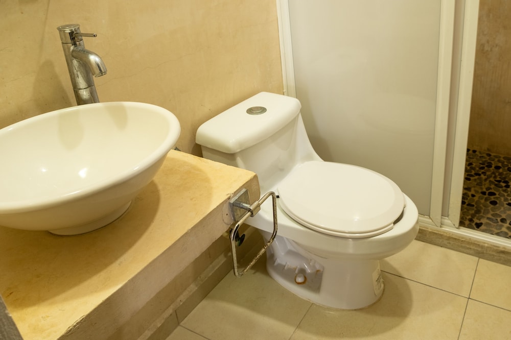 Standard Triple Room - Photo 3
