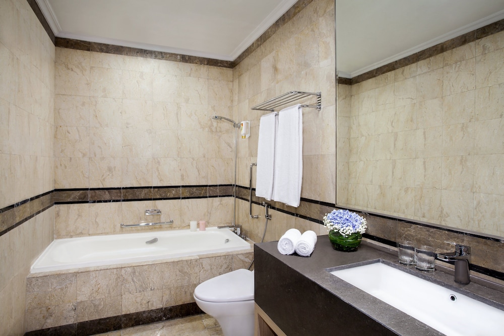 1 Bedroom Premier - Photo 7