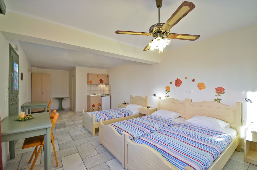 Family Studio, Multiple Beds