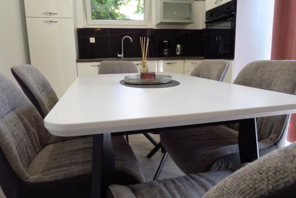 Apartment (Ivo - Free Parking & Bbq - A1(6)) photo 3
