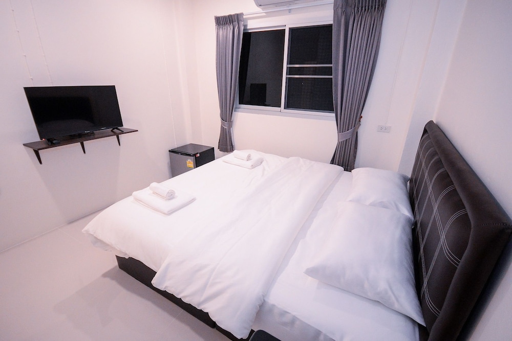 Standard Double Room photo 3