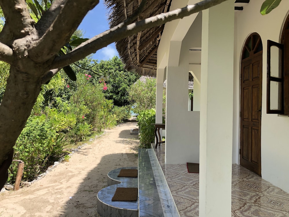 Standard Double Room, Garden View