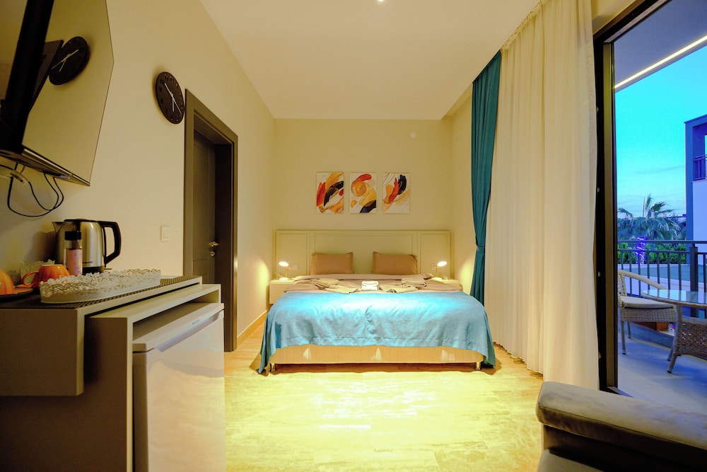 Standard Double Room - Photo 7