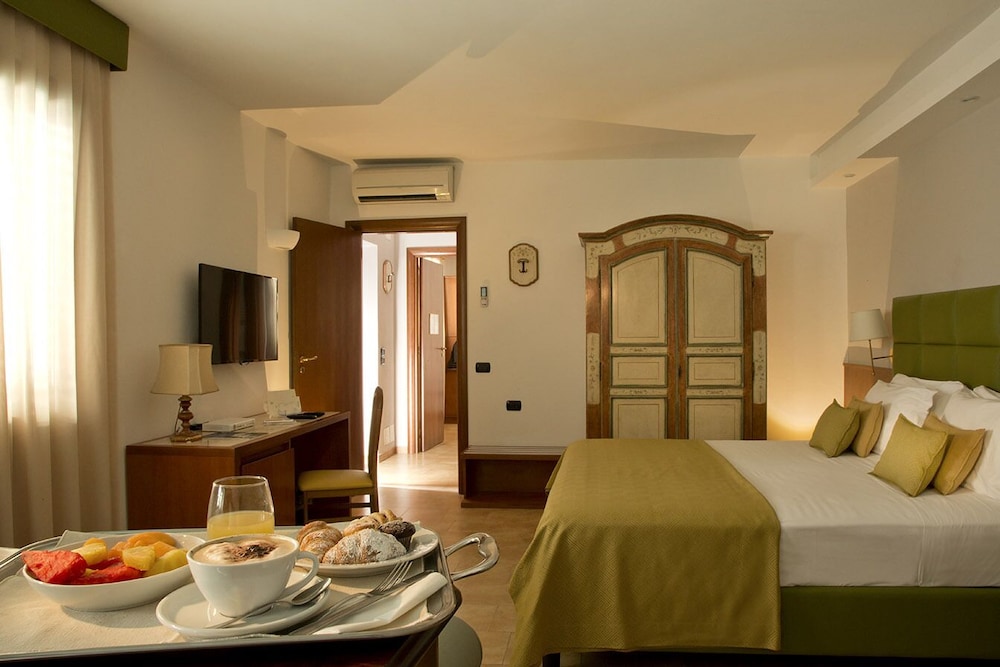 Suite, 2 Bedrooms (vasca idromassaggio all'aperto) photo 2