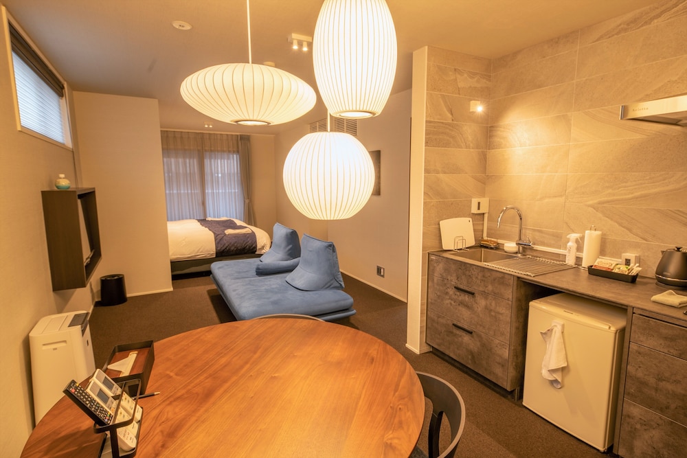 Luxury Twin Room - Photo 23