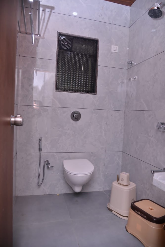 Deluxe Double Room, City View photo 2