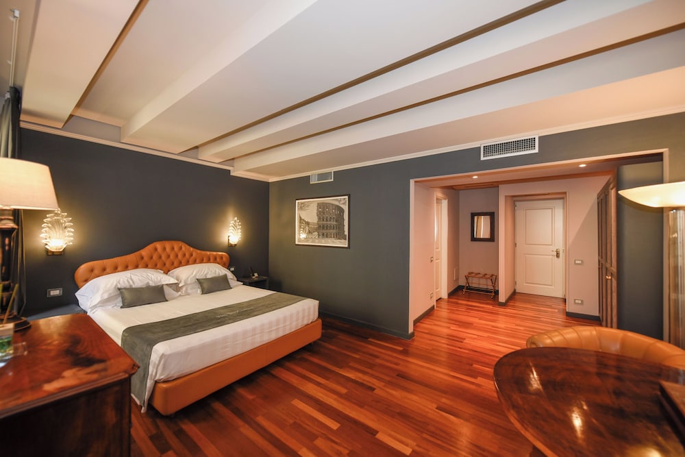 Junior Suite - Photo 1