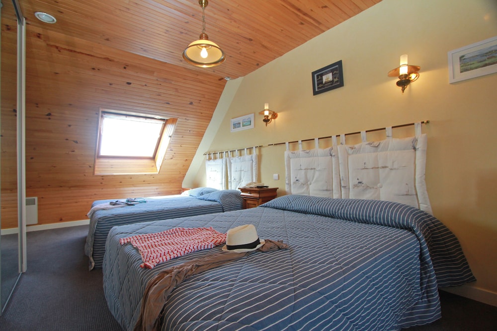 Quadruple Room - Photo 3