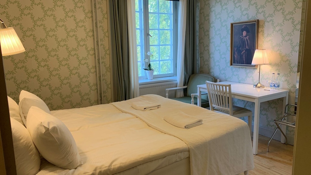 Standard Double Room, Private Bathroom