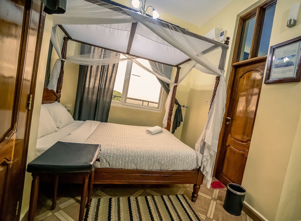 Superior Double Room, 1 Queen Bed photo 3