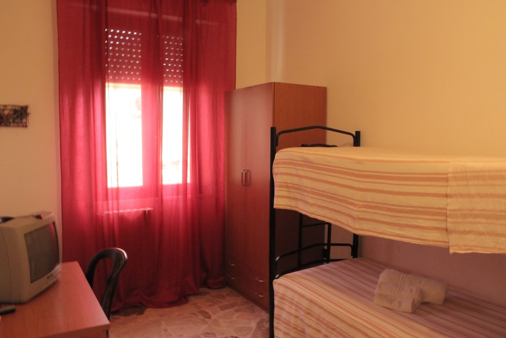 Twin Room, Hill View (3) photo 2