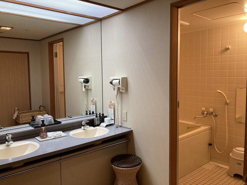 Deluxe Room, Annex Building (Non Smoking) - Photo 10